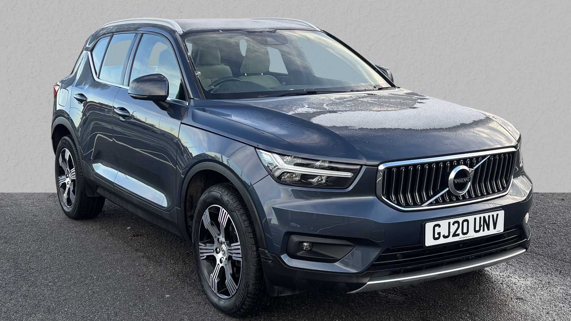 Main listing image - Volvo XC40