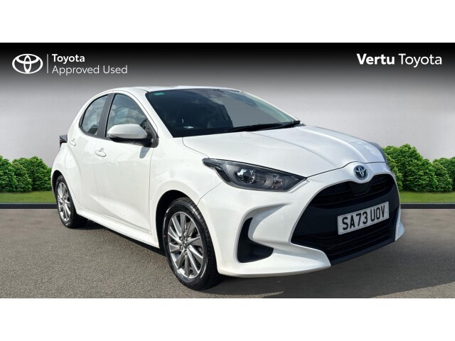 Main listing image - Toyota Yaris