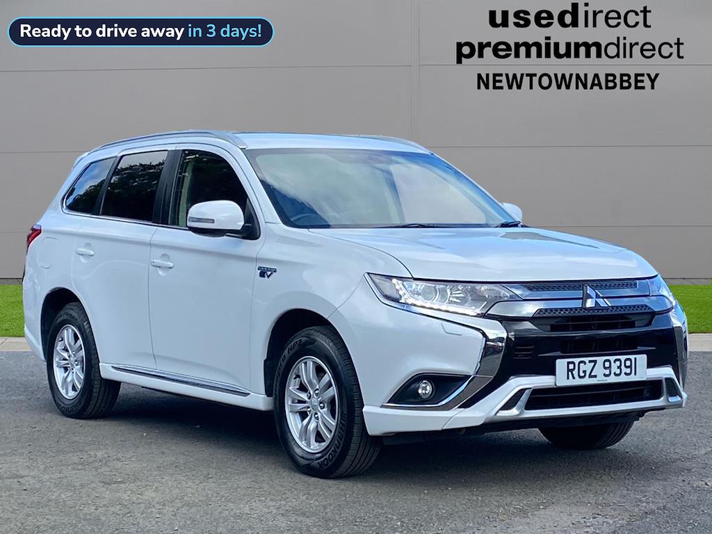 Main listing image - Mitsubishi Outlander