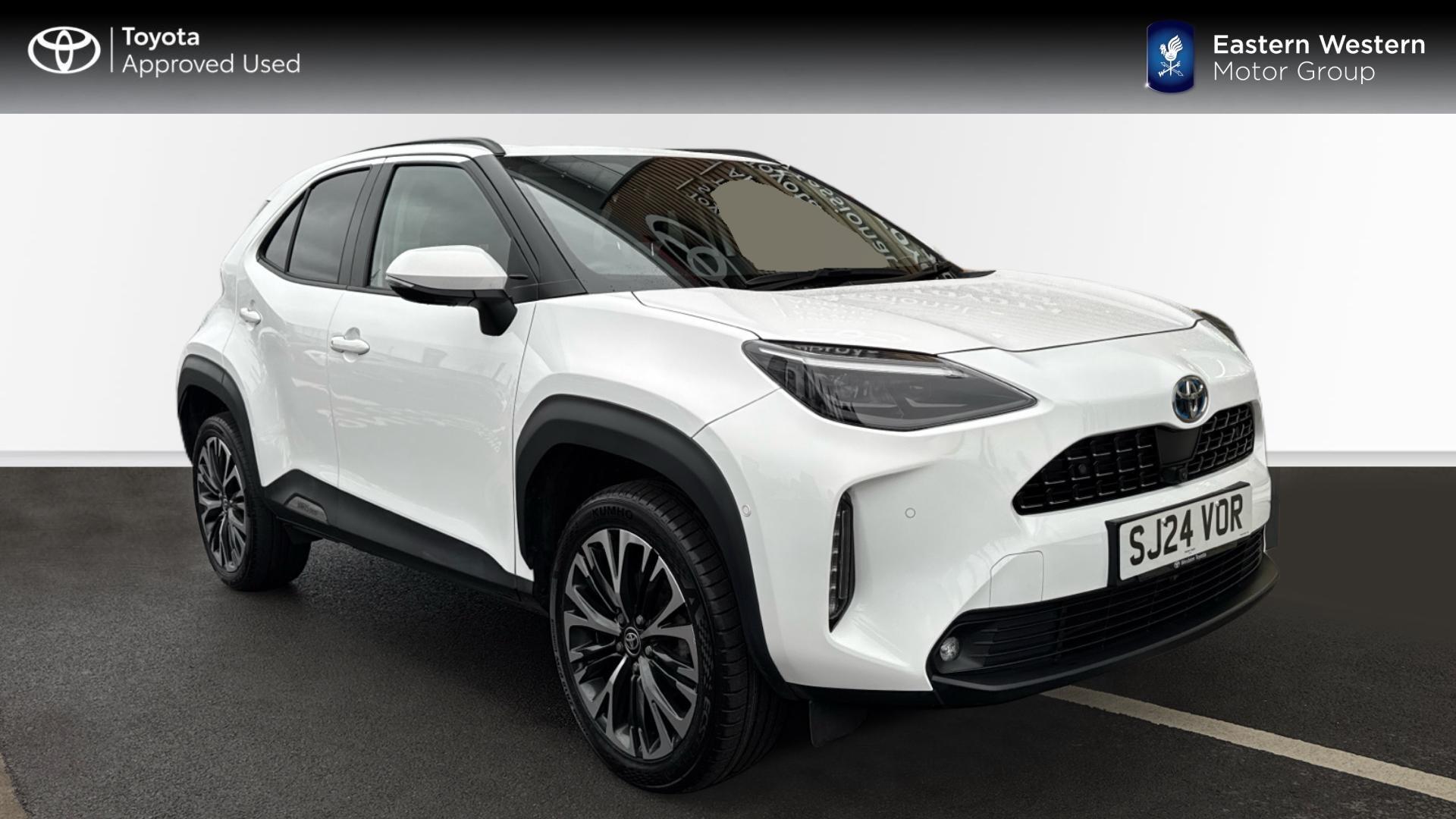 Main listing image - Toyota Yaris Cross