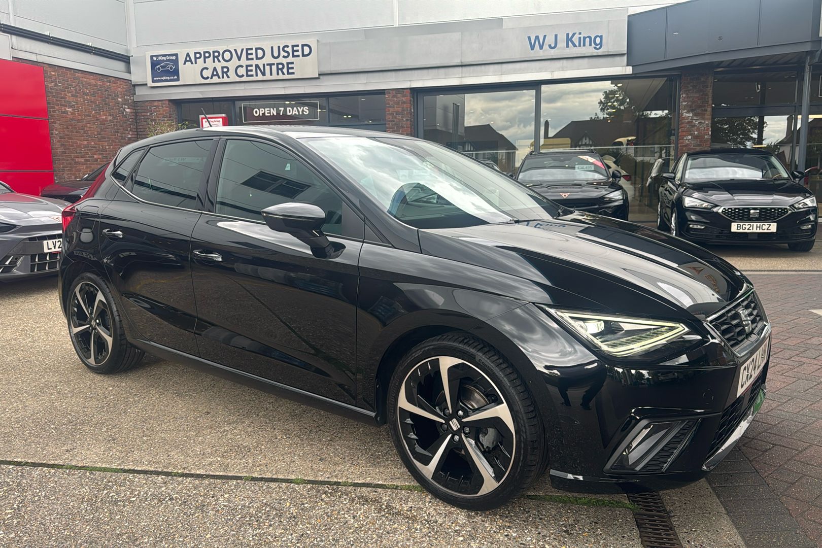 Main listing image - SEAT Ibiza