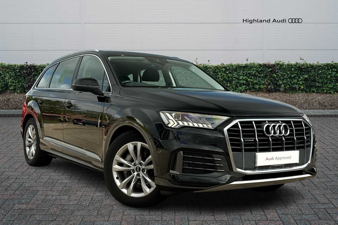 Main listing image - Audi Q7
