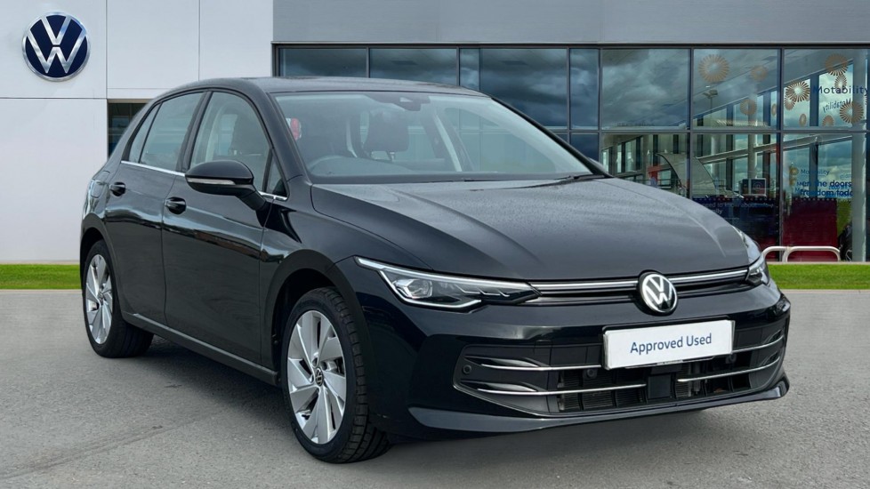 Main listing image - Volkswagen Golf