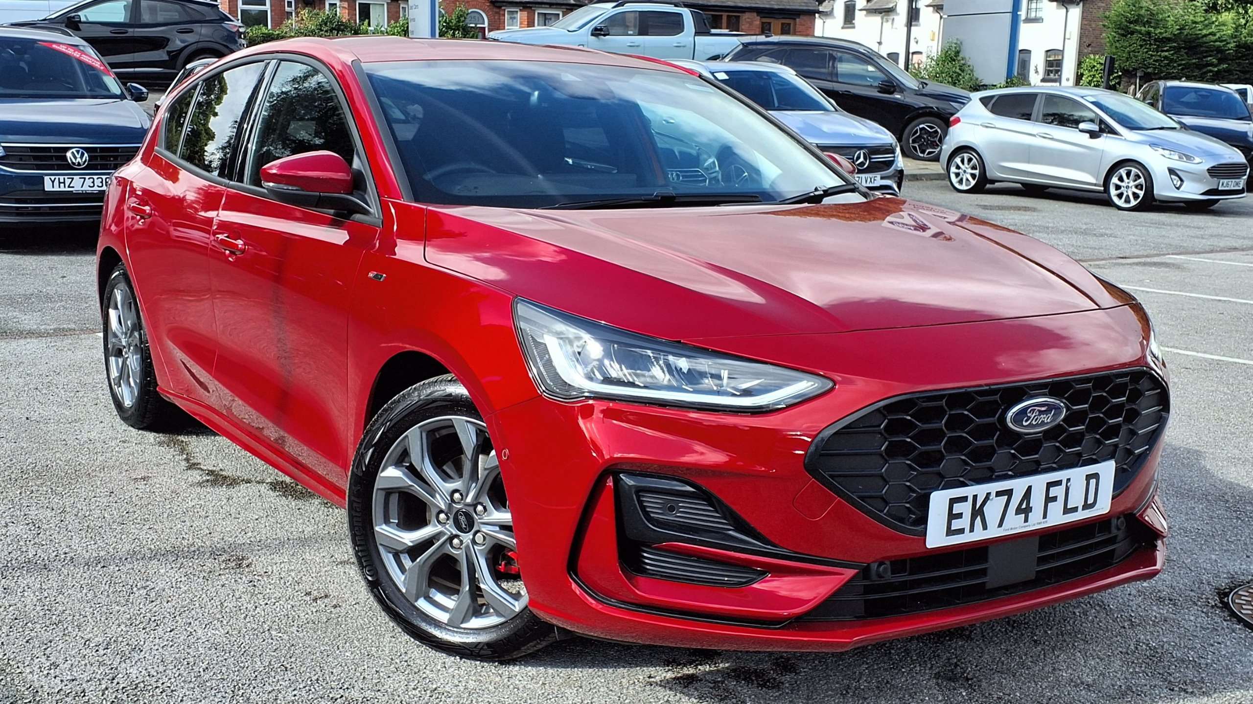 Main listing image - Ford Focus