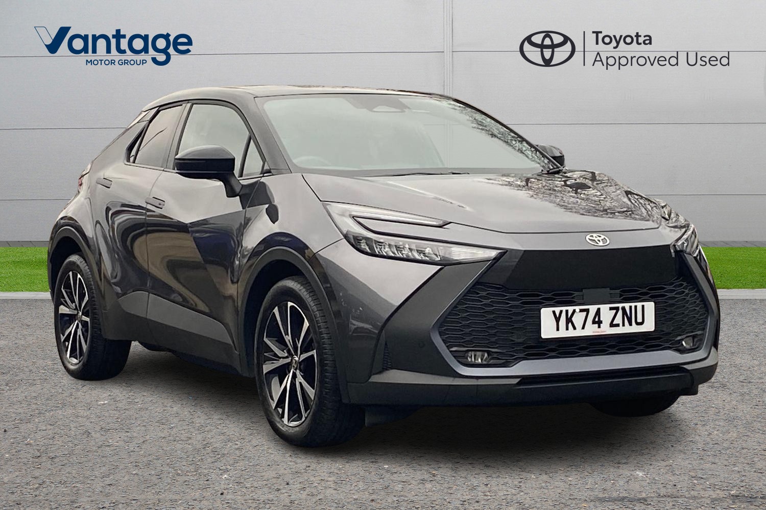 Main listing image - Toyota C-HR