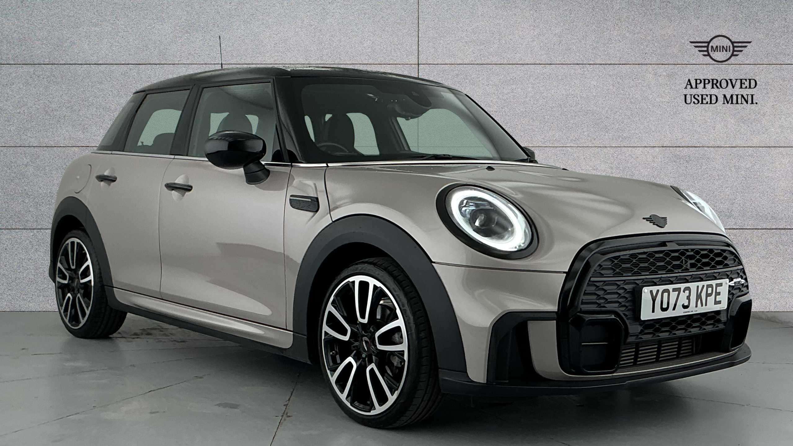 Main listing image - MINI Hatchback 5dr