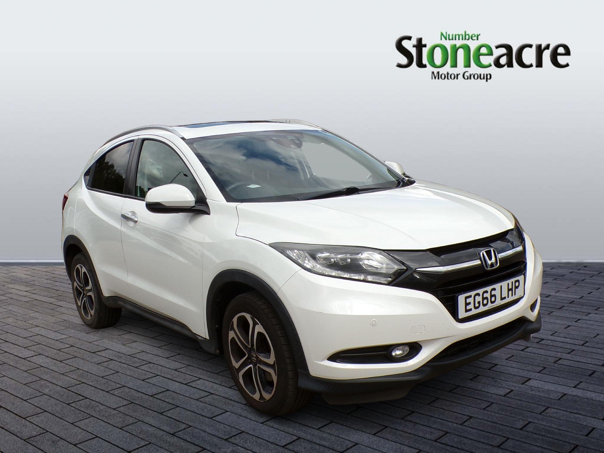 Main listing image - Honda HR-V