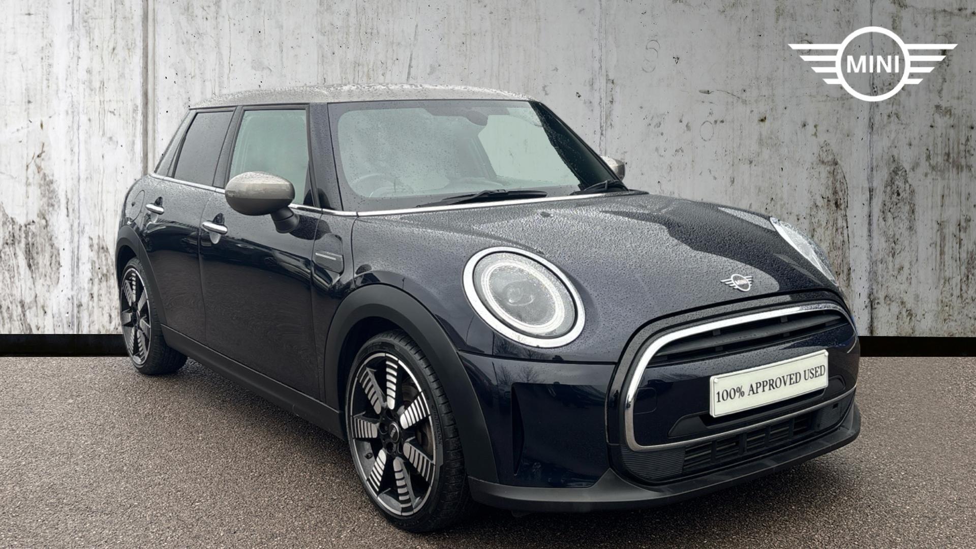 Main listing image - MINI Hatchback 5dr