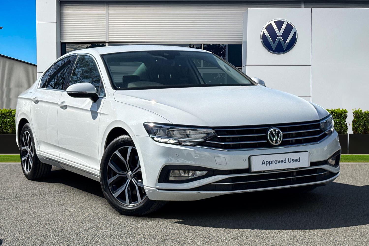 Main listing image - Volkswagen Passat