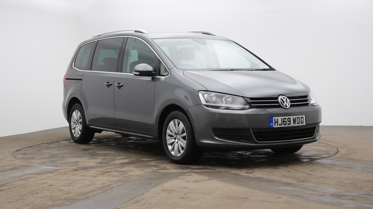 Main listing image - Volkswagen Sharan