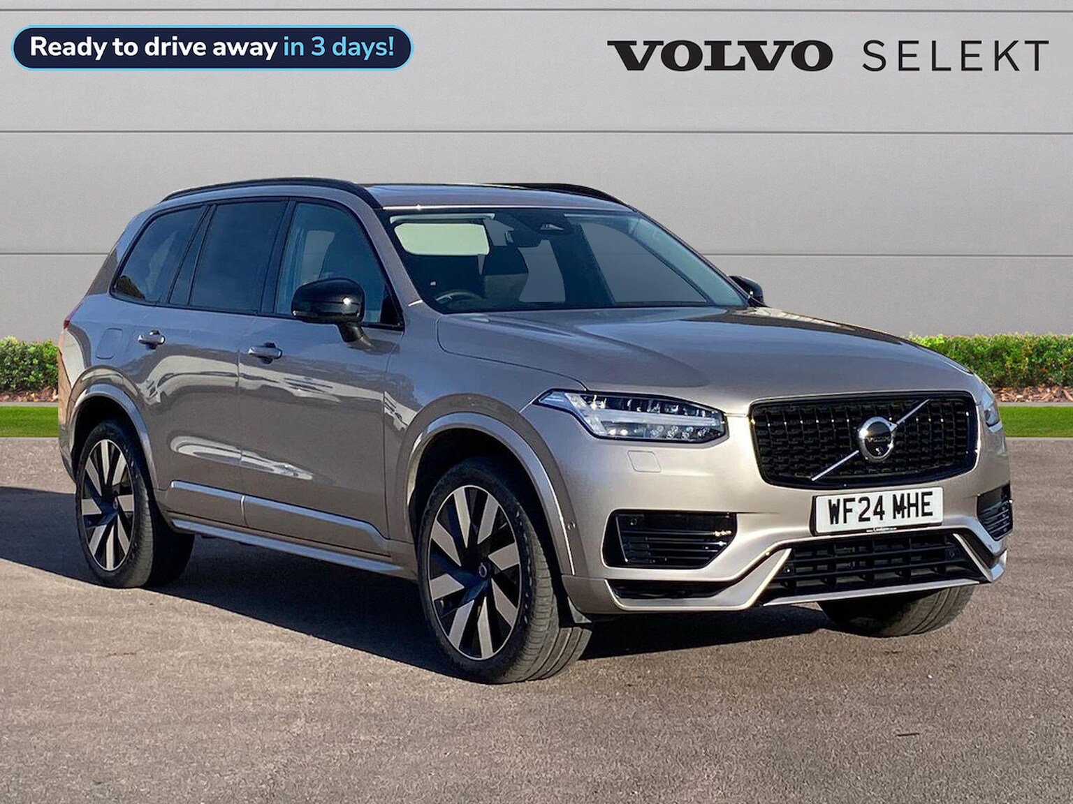 Main listing image - Volvo XC90