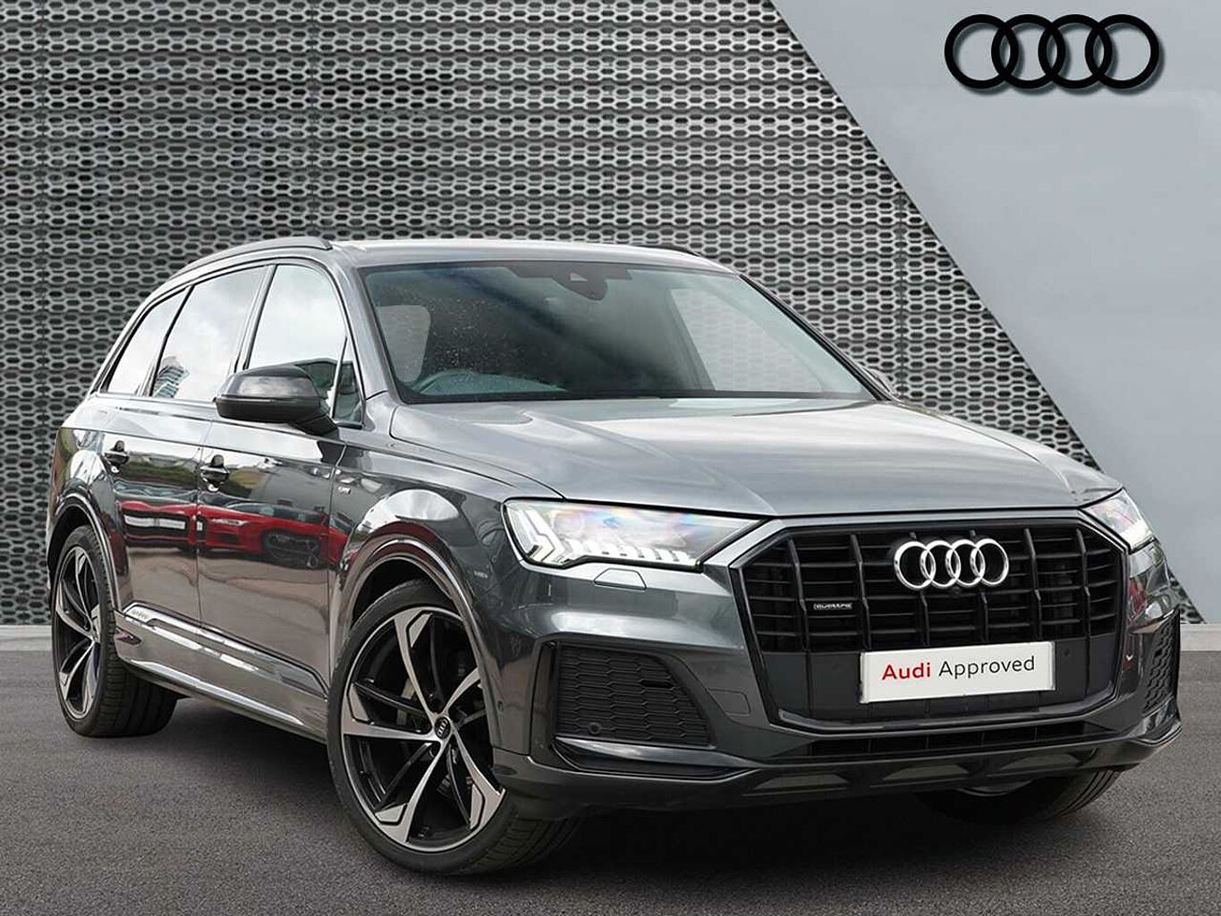 Main listing image - Audi Q7