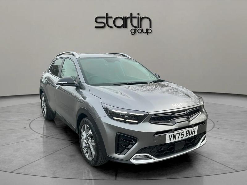 Main listing image - Kia Stonic