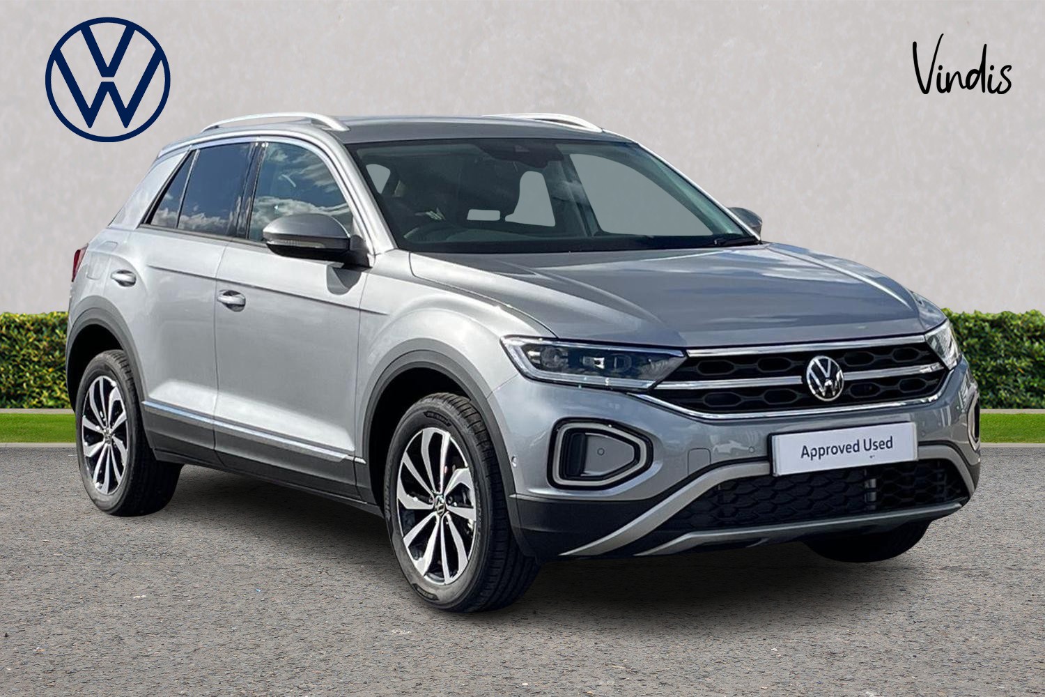 Main listing image - Volkswagen T-Roc