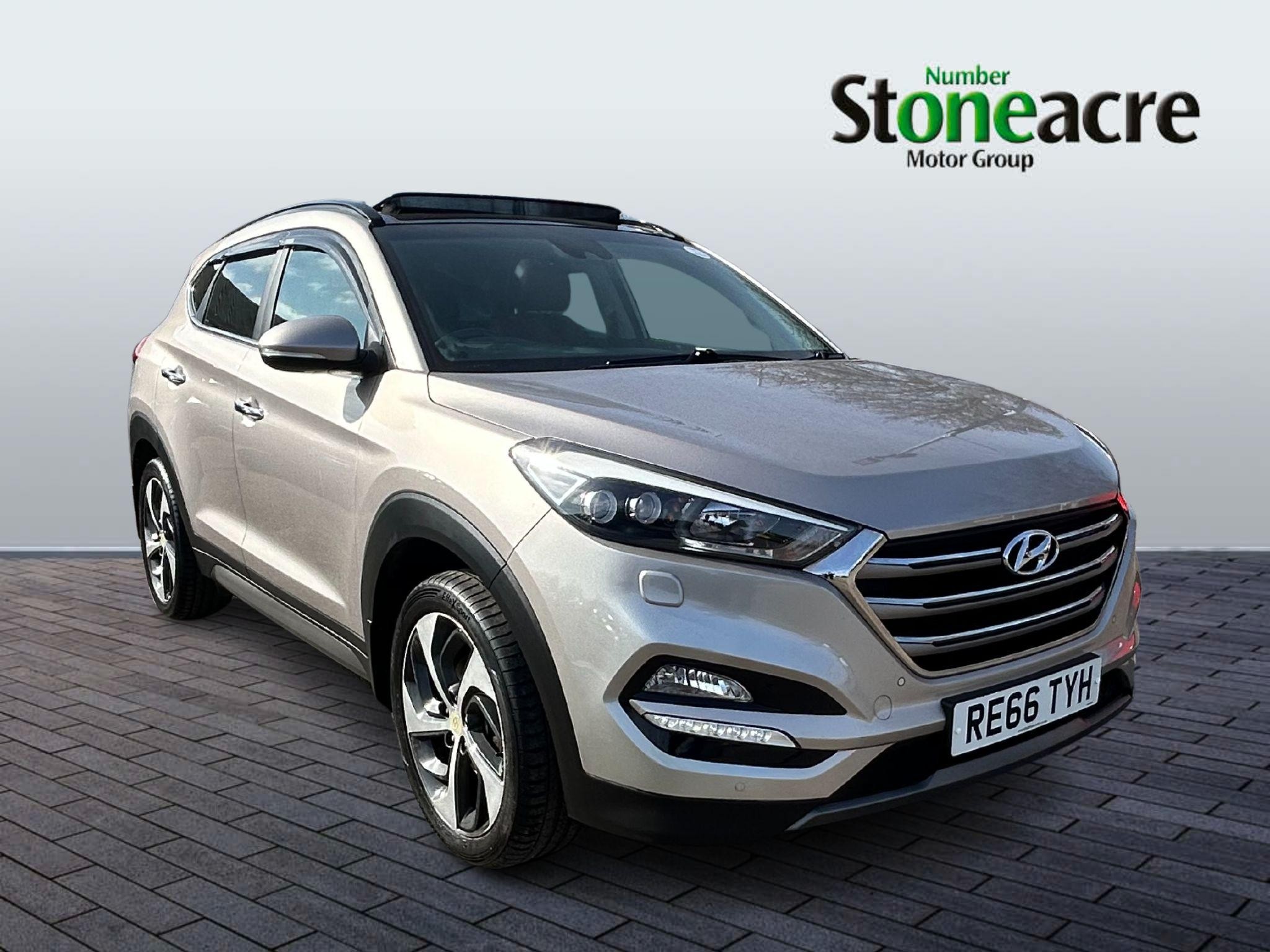 Main listing image - Hyundai Tucson