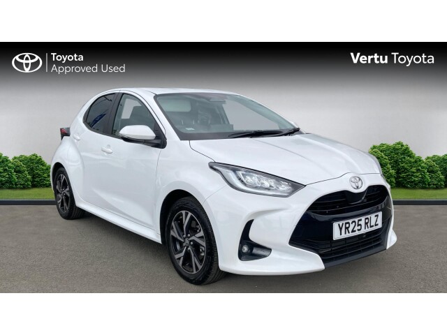 Main listing image - Toyota Yaris
