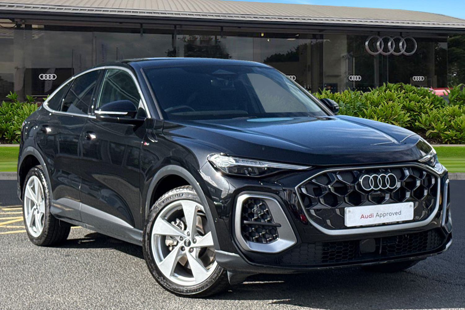 Main listing image - Audi Q5