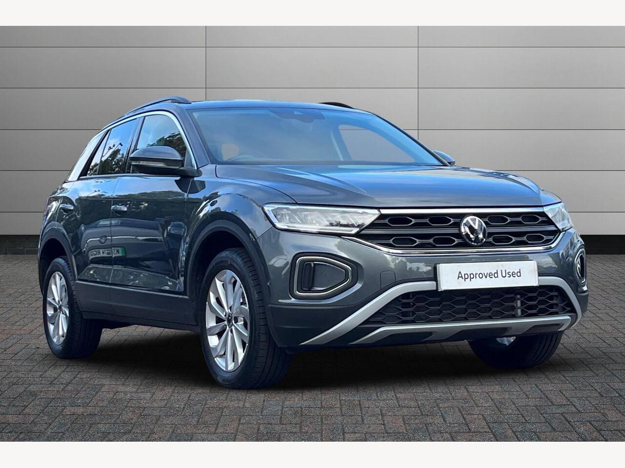 Main listing image - Volkswagen T-Roc
