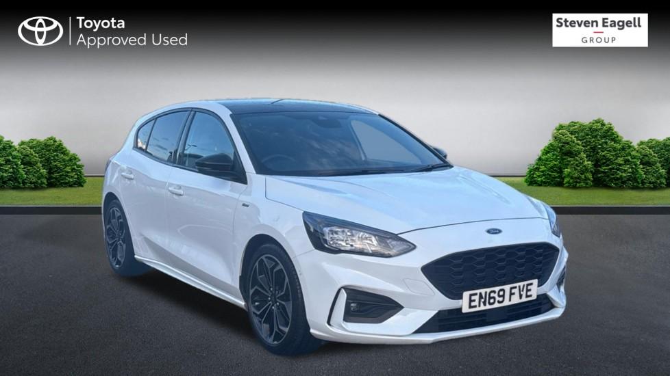 Main listing image - Ford Focus