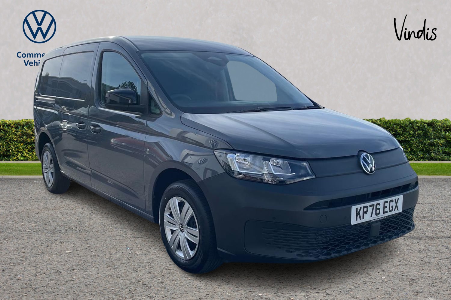 Main listing image - Volkswagen Caddy Maxi