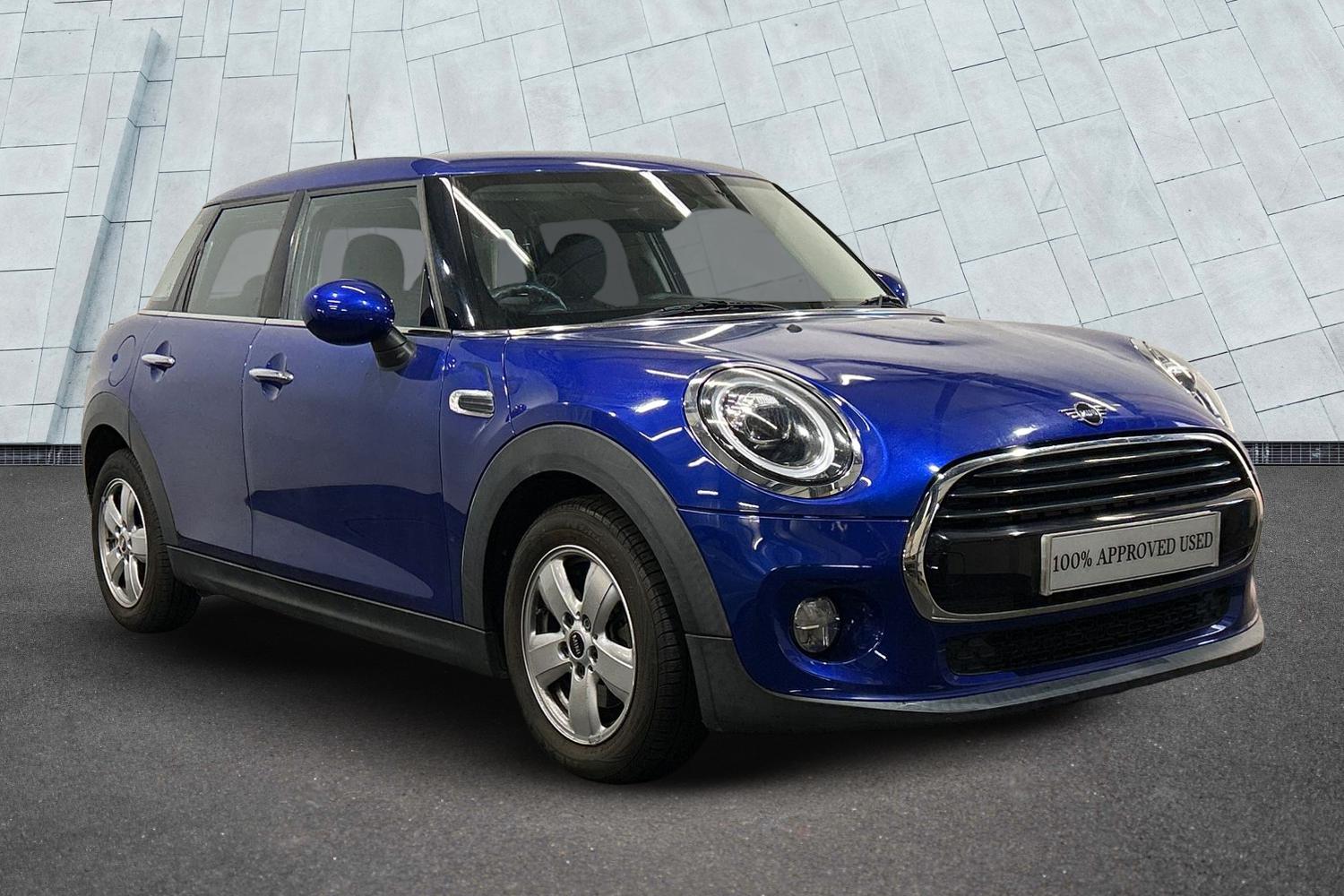 Main listing image - MINI Hatchback 5dr