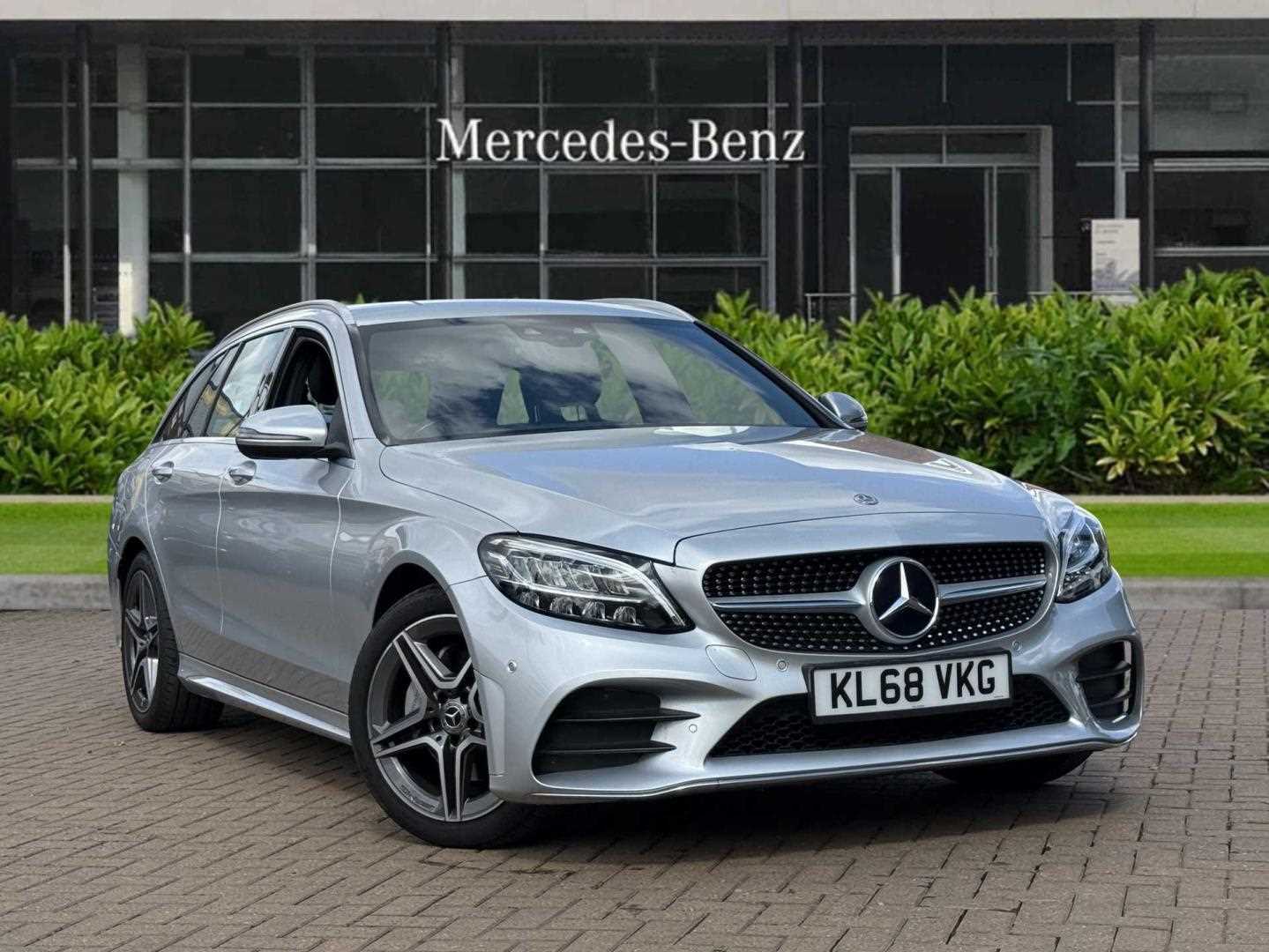Main listing image - Mercedes-Benz C-Class Estate