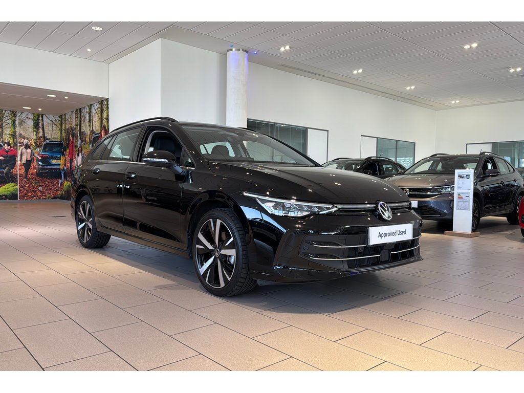 Main listing image - Volkswagen Golf Estate