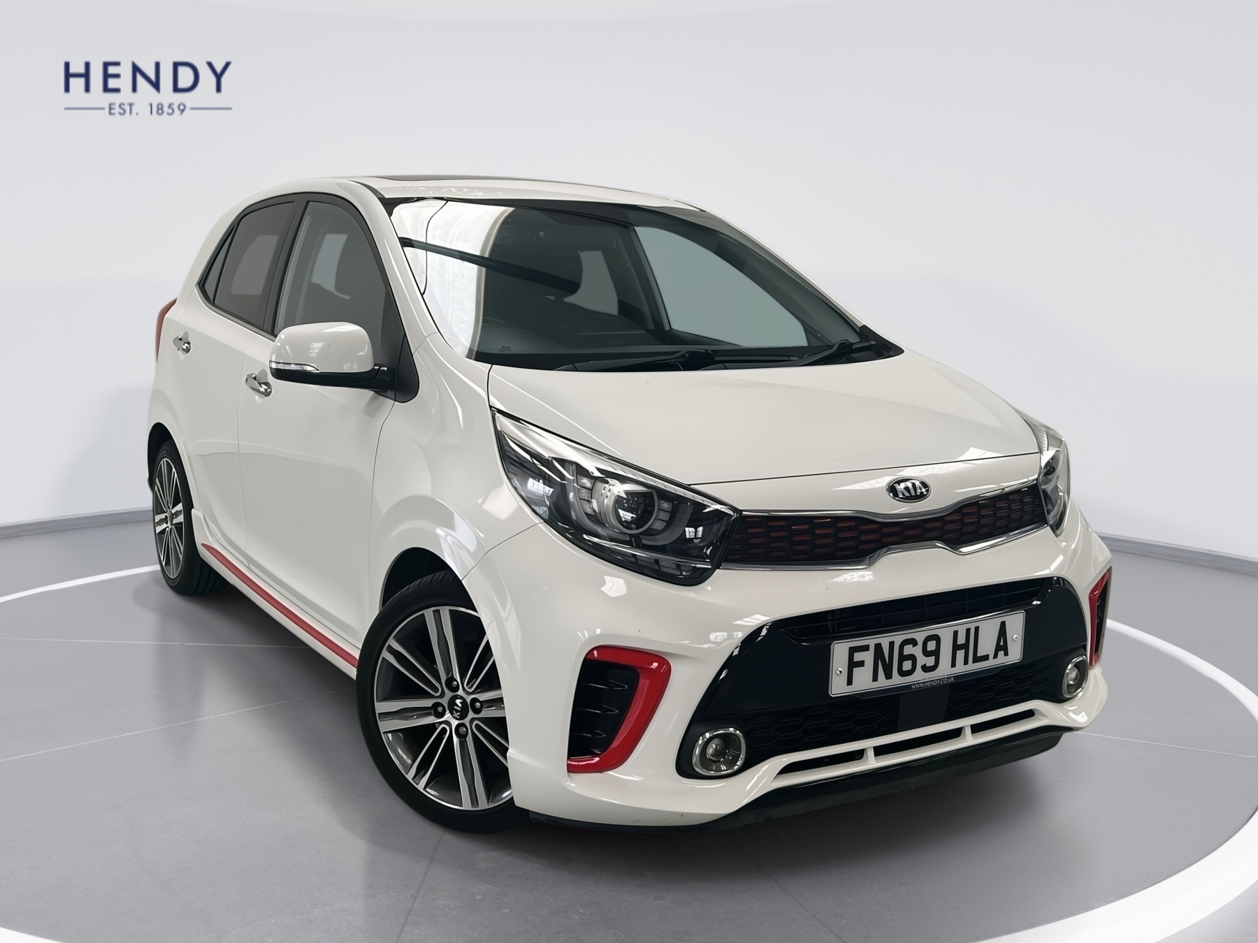Main listing image - Kia Picanto
