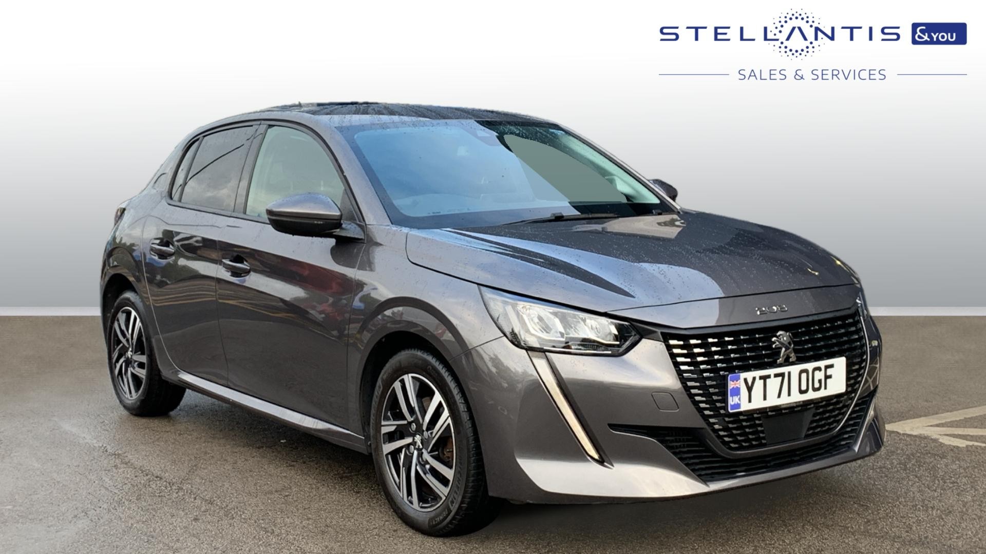 Main listing image - Peugeot 208