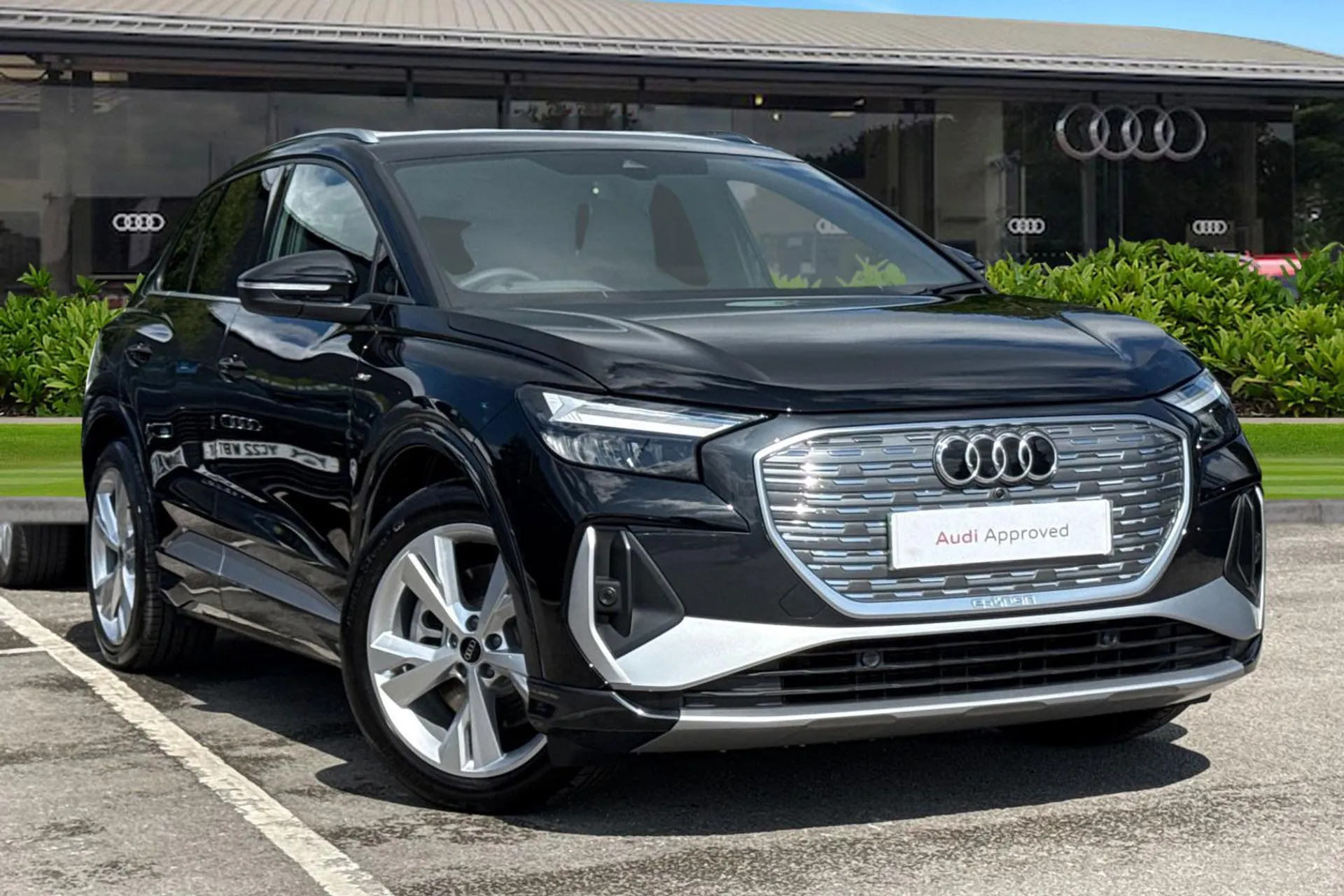 Main listing image - Audi Q4