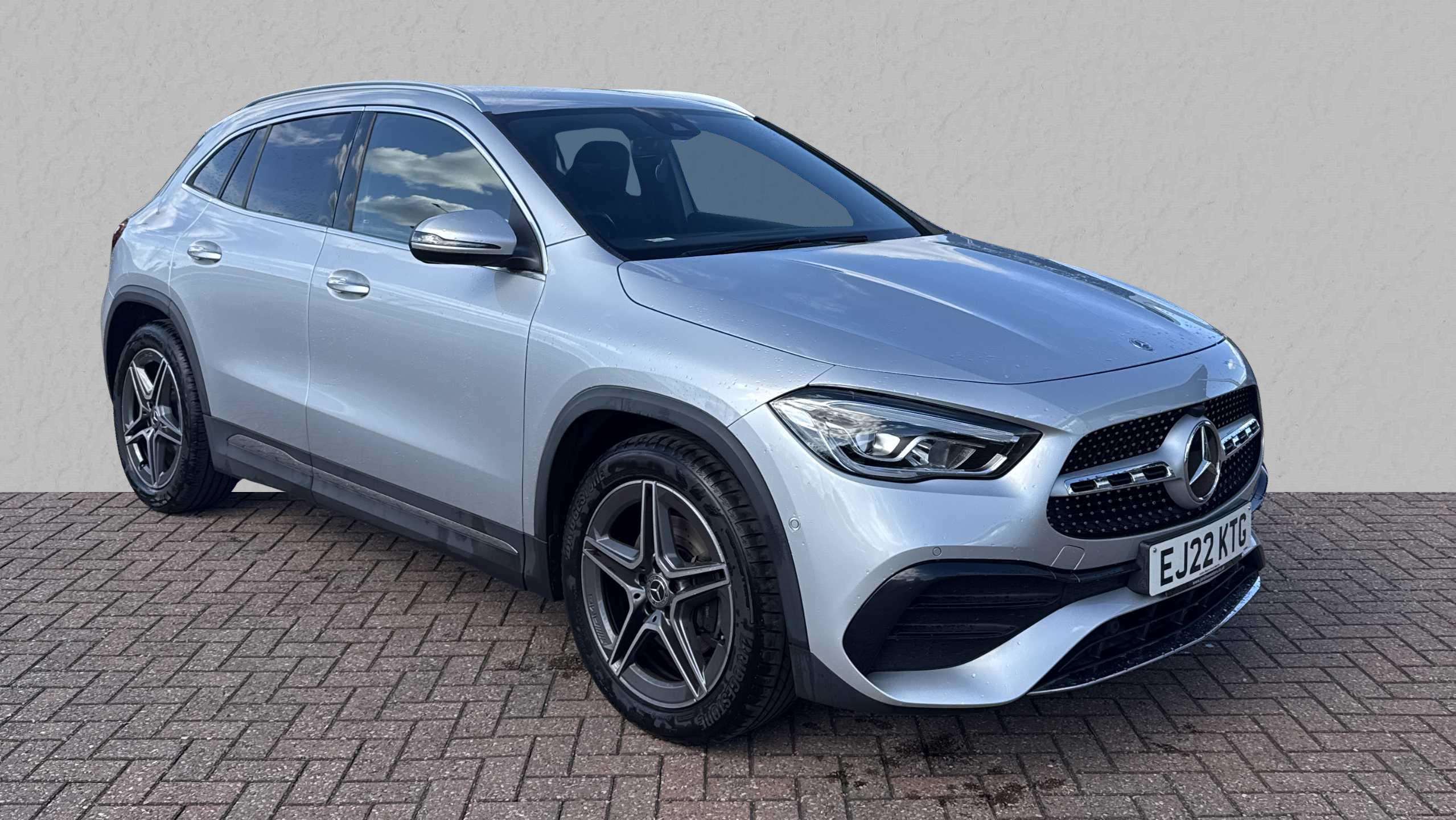Main listing image - Mercedes-Benz GLA