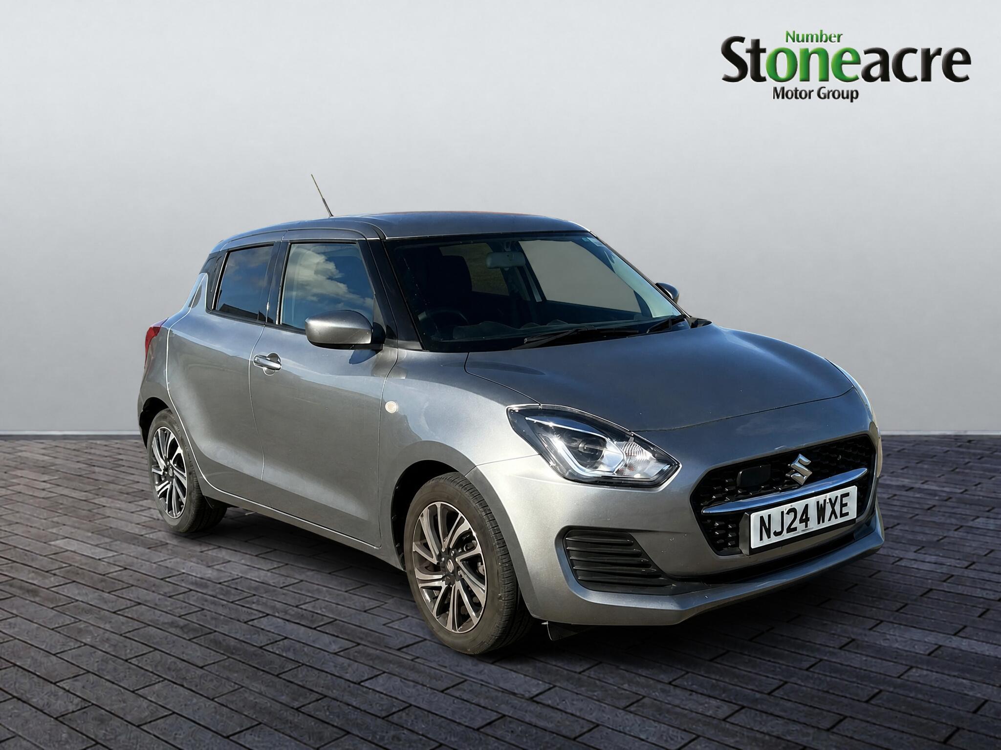 Main listing image - Suzuki Swift