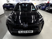 Main listing image - Toyota Yaris Cross
