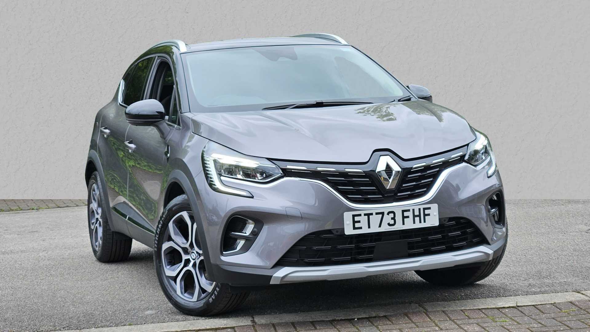 Main listing image - Renault Captur