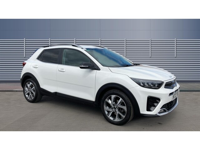 Main listing image - Kia Stonic