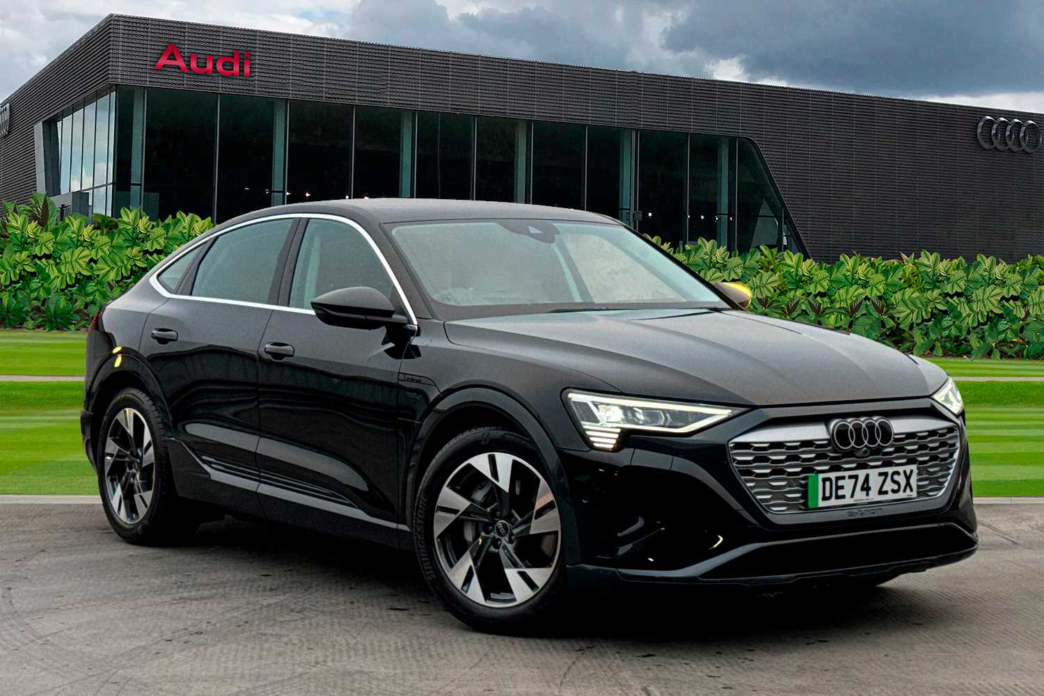 Main listing image - Audi Q8 e-tron