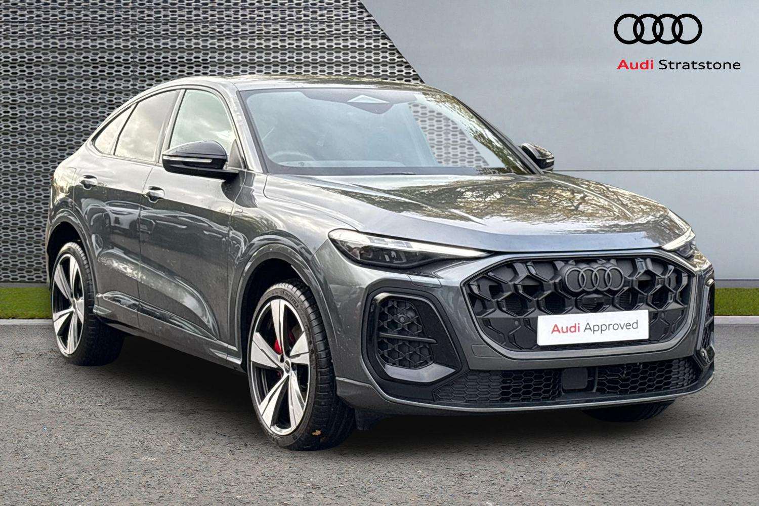 Main listing image - Audi Q5 Sportback