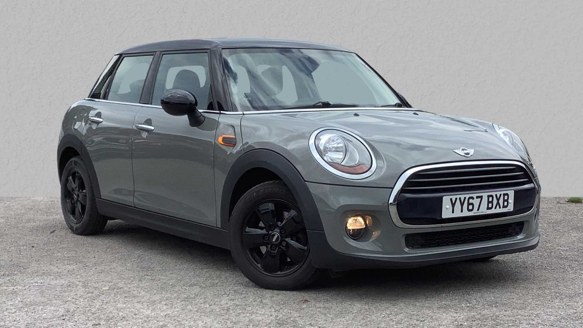 Main listing image - MINI Hatchback 5dr