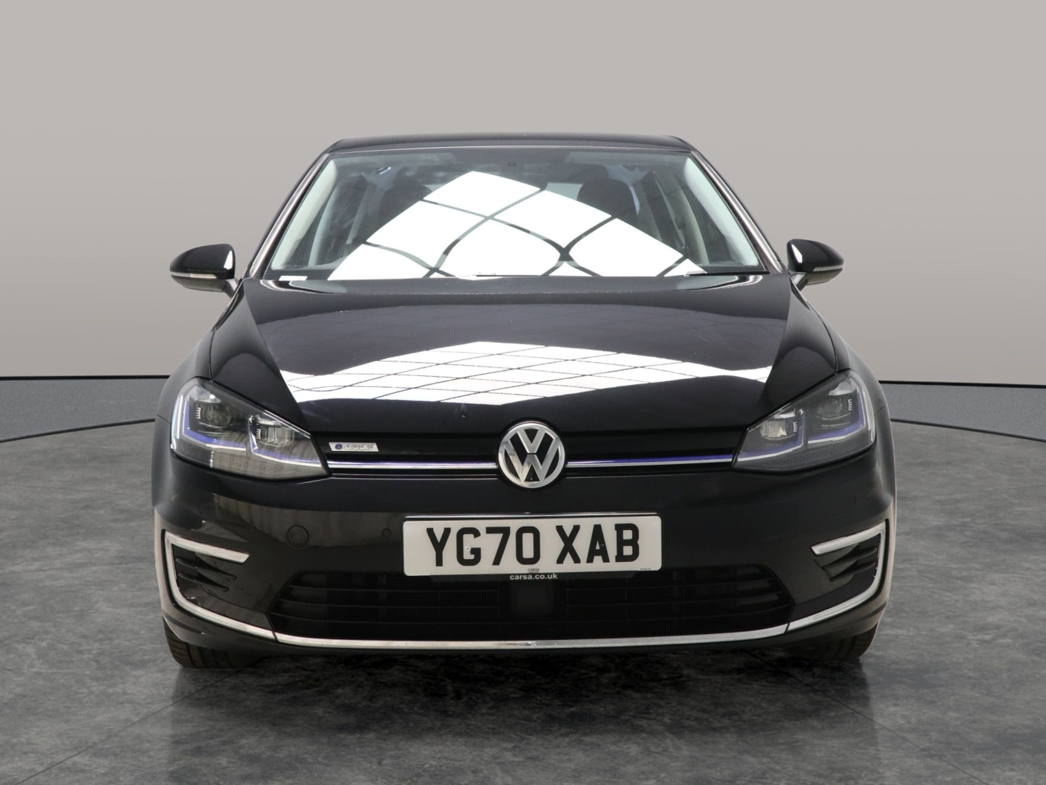 Main listing image - Volkswagen e-Golf