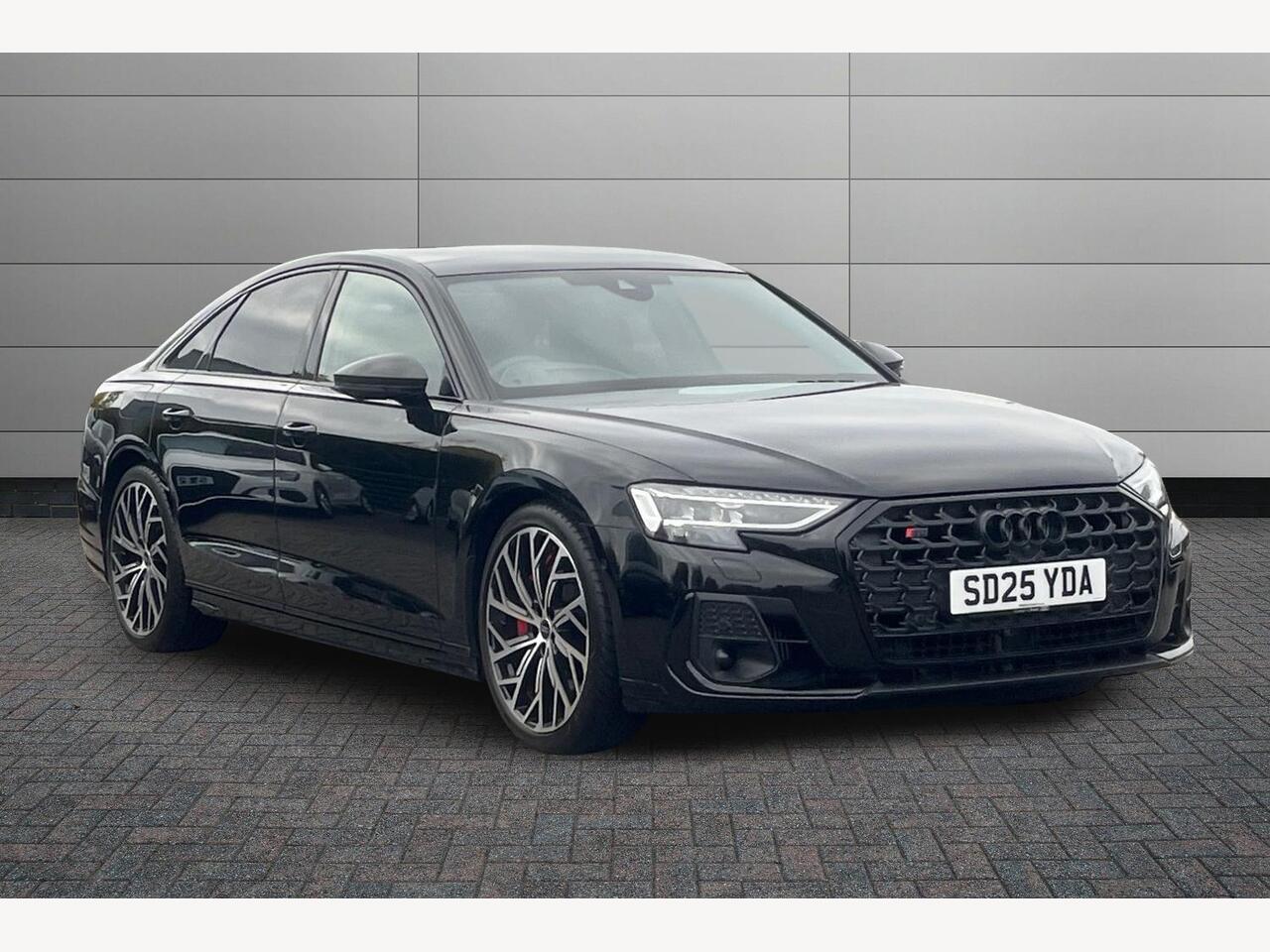 Main listing image - Audi S8