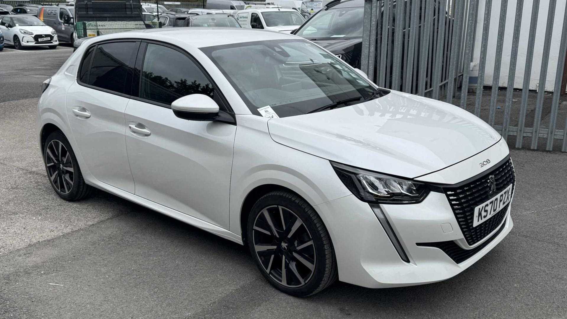 Main listing image - Peugeot 208