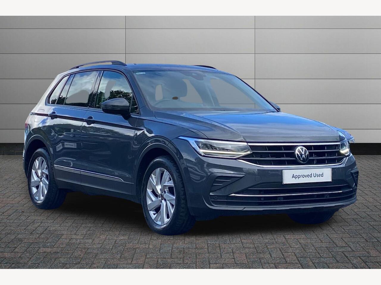 Main listing image - Volkswagen Tiguan
