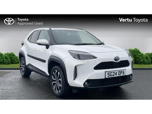 Main listing image - Toyota Yaris Cross
