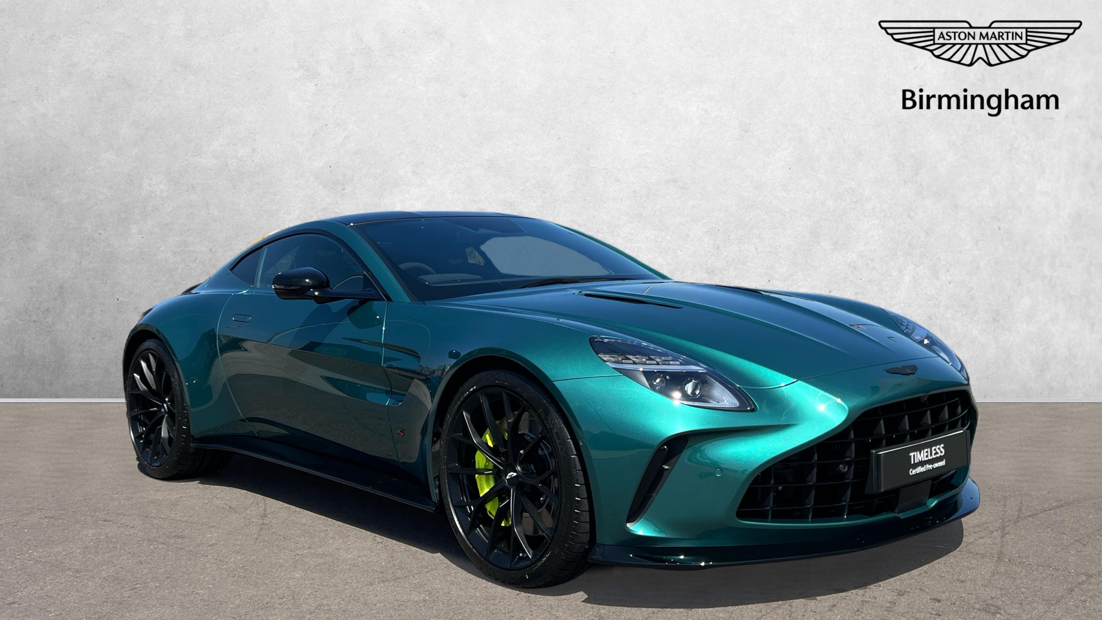 Main listing image - Aston Martin Vantage