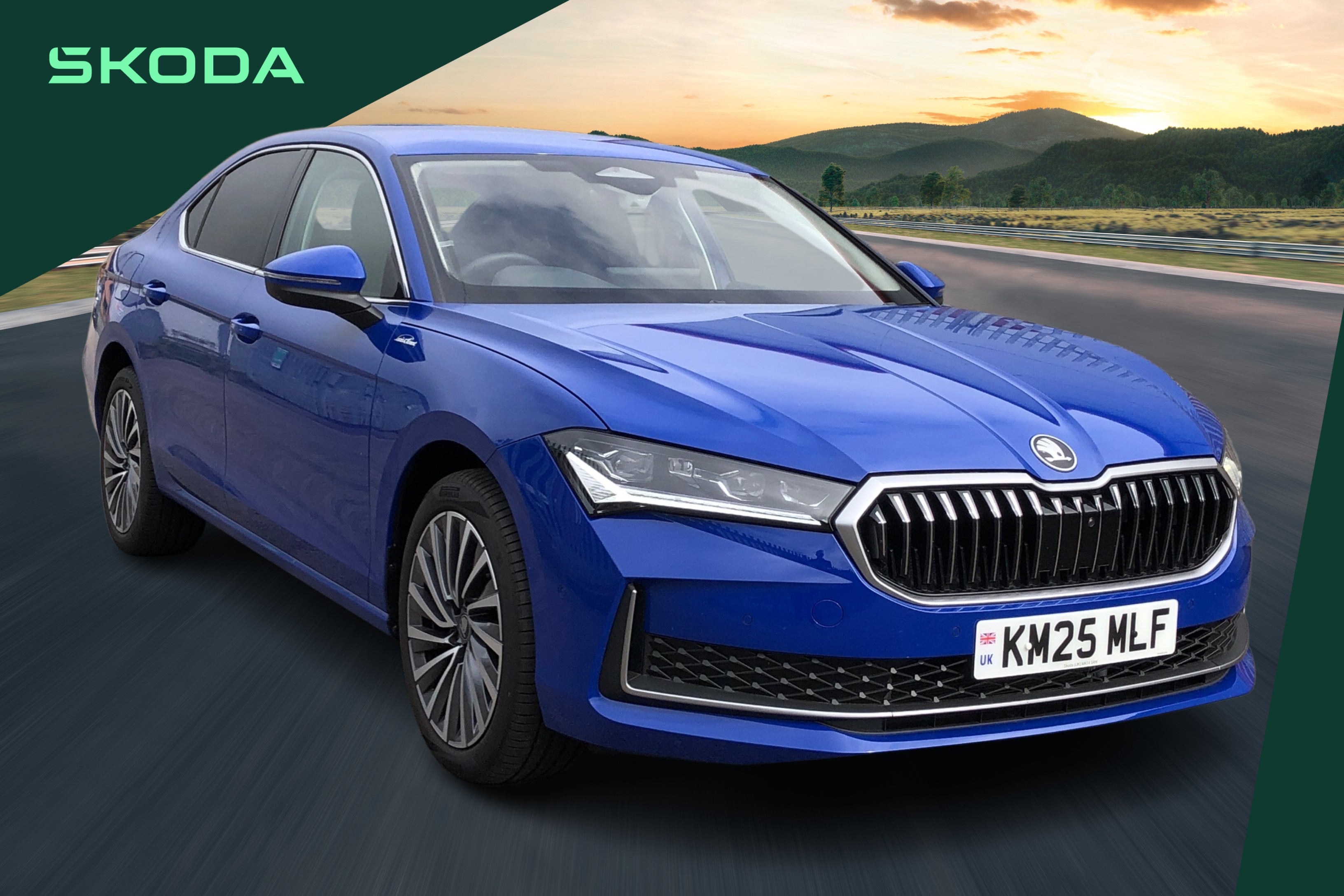 Main listing image - Skoda Superb