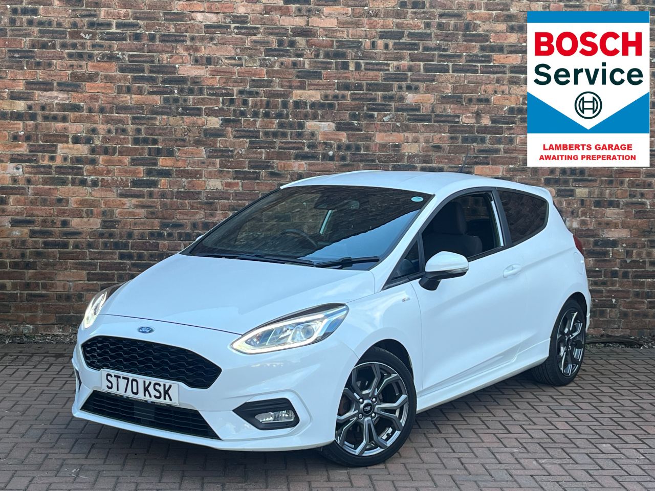 Main listing image - Ford Fiesta