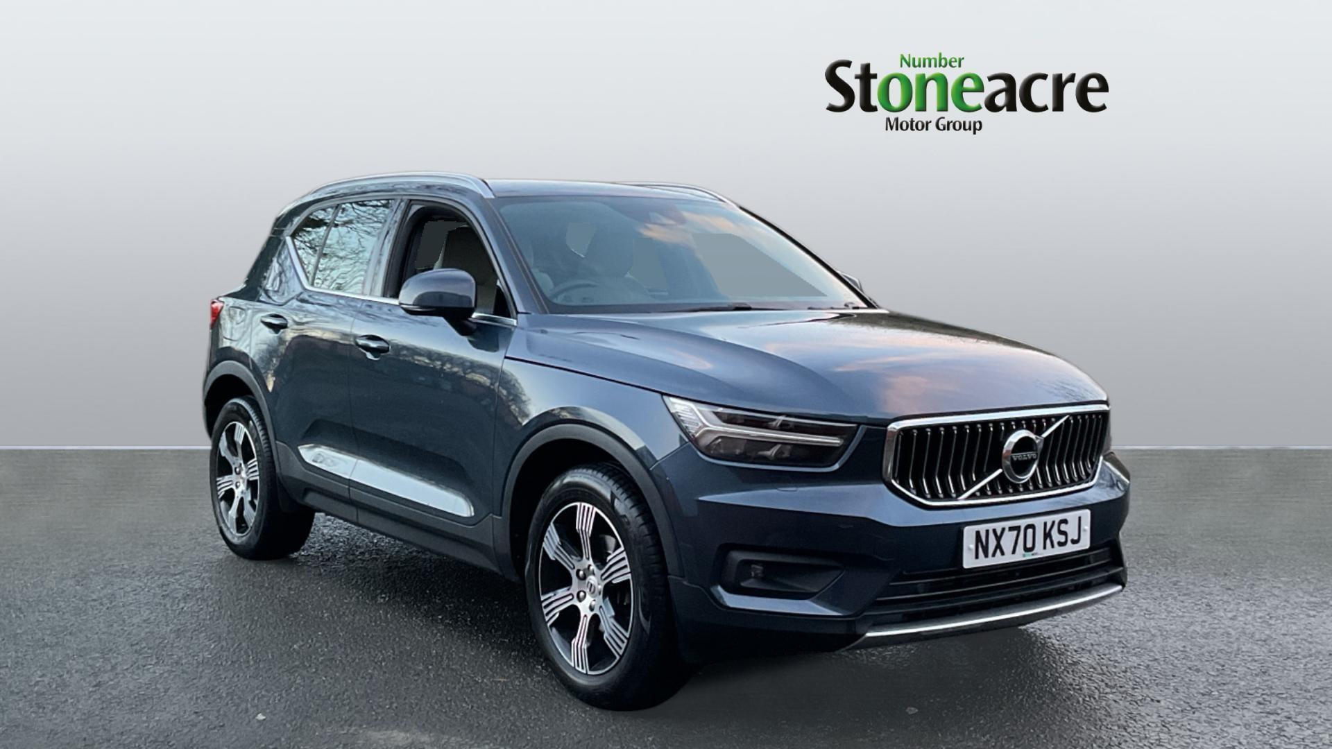 Main listing image - Volvo XC40