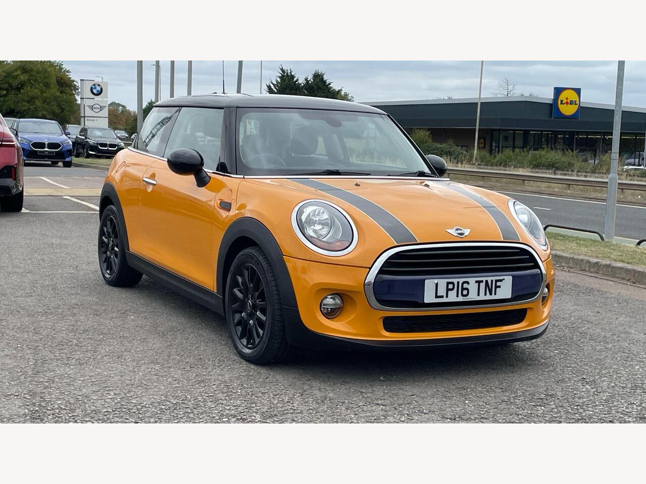 Main listing image - MINI Hatchback