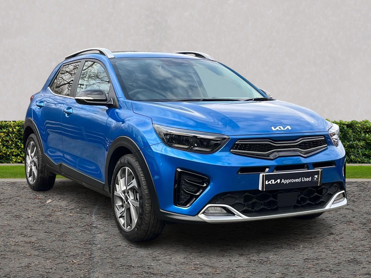 Main listing image - Kia Stonic