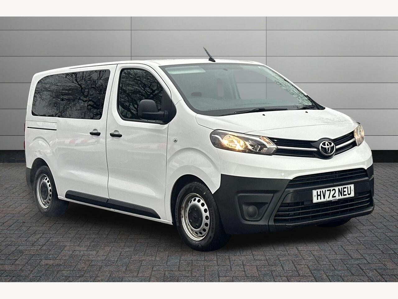 Main listing image - Toyota Proace Verso